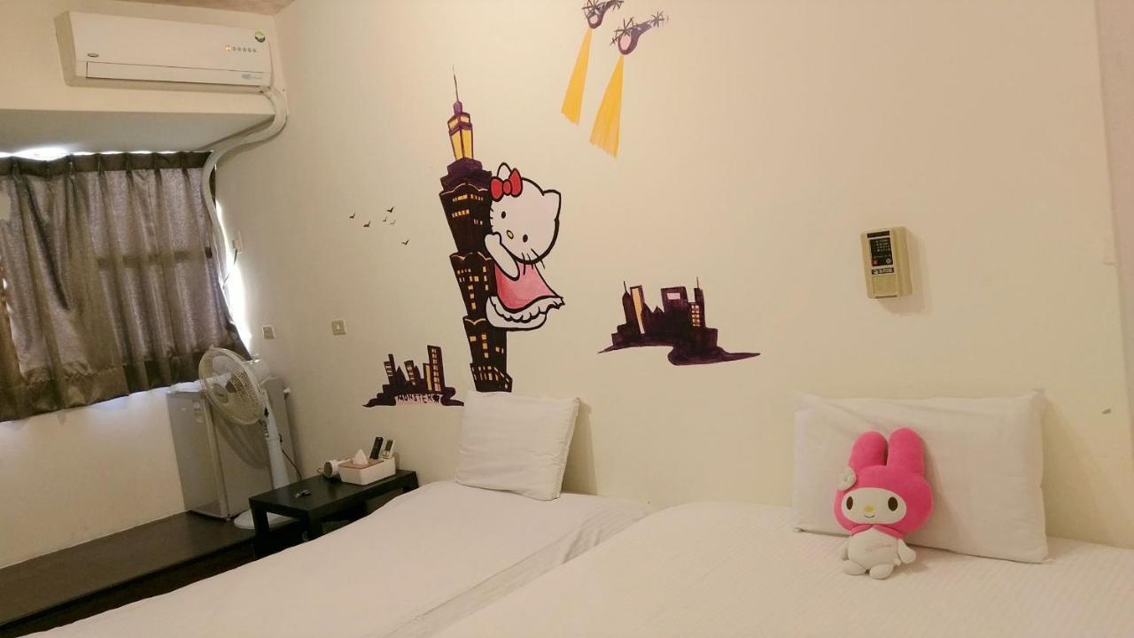 Happines Trip Inn Тайджун Екстериор снимка