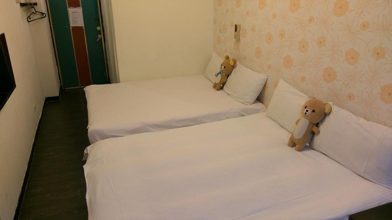 Happines Trip Inn Тайджун Екстериор снимка