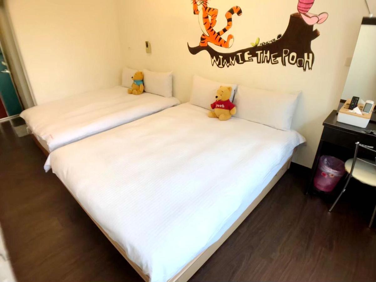 Happines Trip Inn Тайджун Екстериор снимка